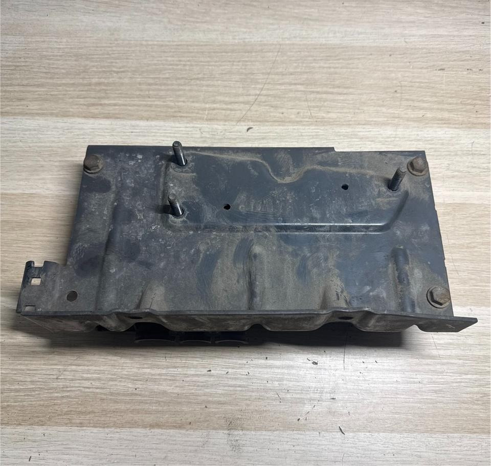 Mercedes Frontmodul CONTINENTAL A0004462661 - ECU za Tovornjak: slika 4 Mercedes Frontmodul CONTINENTAL A0004462661 - ECU za Tovornjak: slika 4