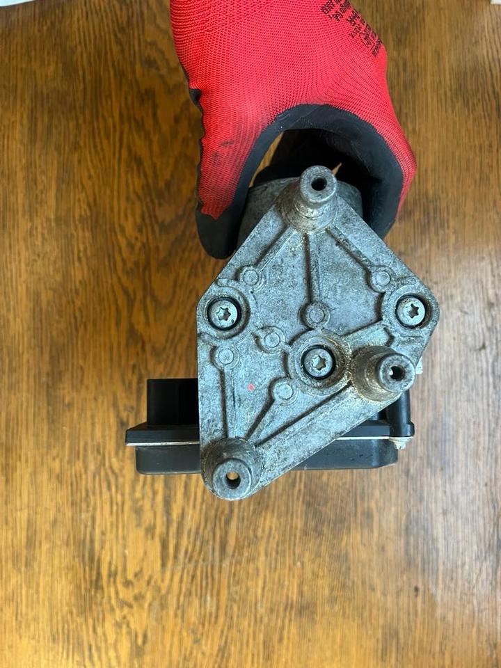 Hidravlika za Tovornjak Mercedes Sprinter Hydraulikblock ABS Pumpe A0074314612: slika 6 Hidravlika za Tovornjak Mercedes Sprinter Hydraulikblock ABS Pumpe A0074314612: slika 6