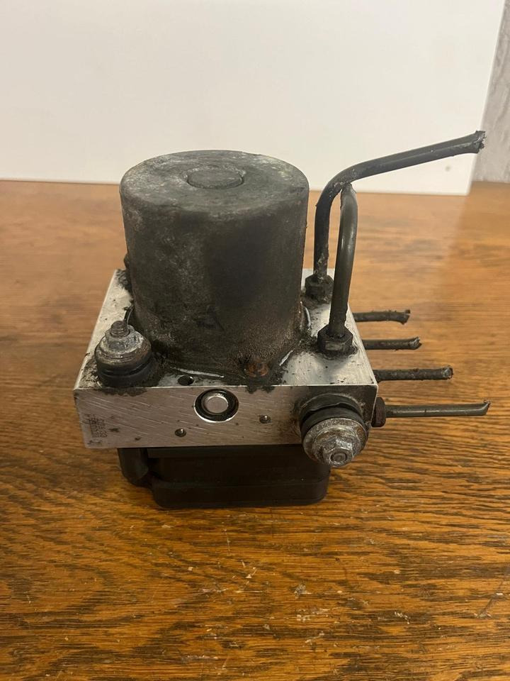 Mercedes Sprinter W906 ABS Modul Hydraulikblock A9069004701 - Zavorni ventil za Tovornjak: slika 2 Mercedes Sprinter W906 ABS Modul Hydraulikblock A9069004701 - Zavorni ventil za Tovornjak: slika 2