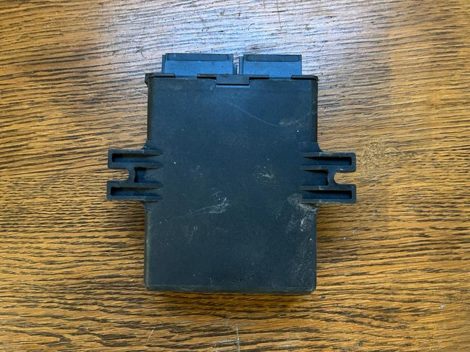 Mercedes VDO Zentralverriegelung Steuergerät A0004461019 - ECU za Tovornjak: slika 4 Mercedes VDO Zentralverriegelung Steuergerät A0004461019 - ECU za Tovornjak: slika 4