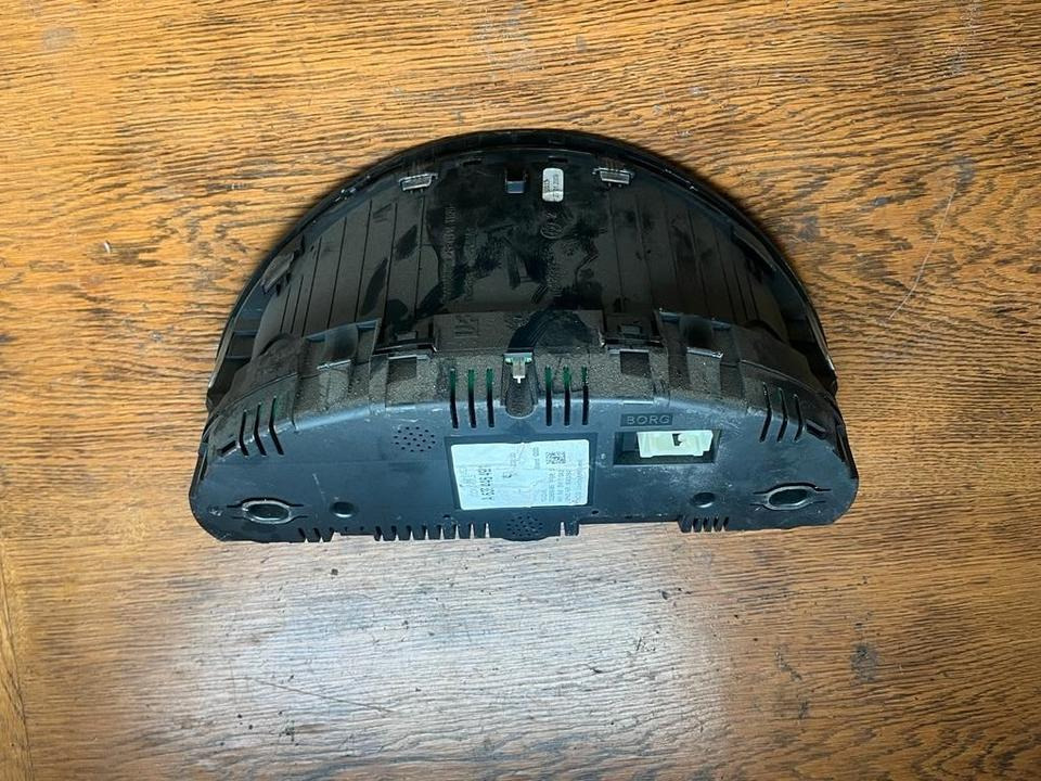 Mercedes Vito Viano W639 Kombiinstrument Tacho A6394464921 - Armaturna plošča za Tovornjak: slika 3 Mercedes Vito Viano W639 Kombiinstrument Tacho A6394464921 - Armaturna plošča za Tovornjak: slika 3