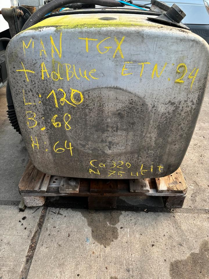 MAN TGX Tank Dieseltank Ca. 320 Lit + Adblue Ca. 75 Lit ETN24 - Rezervni deli: slika 2 MAN TGX Tank Dieseltank Ca. 320 Lit + Adblue Ca. 75 Lit ETN24 - Rezervni deli: slika 2