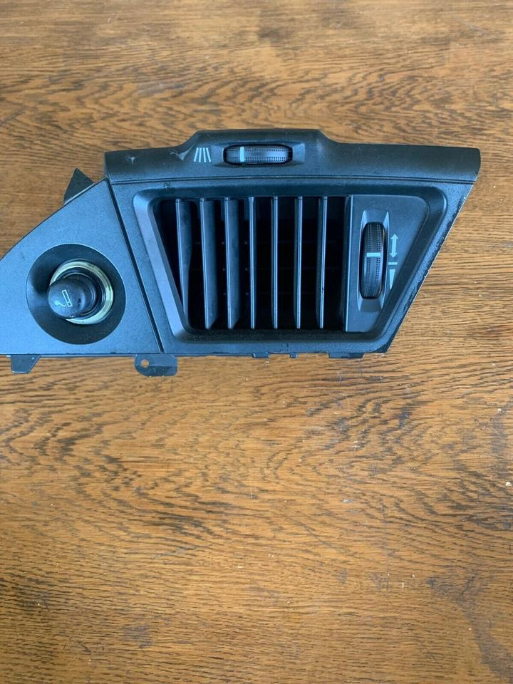 Mercedes Actros MP4 Luftdüse A 960 830 04 54 - Rezervni deli: slika 1 Mercedes Actros MP4 Luftdüse A 960 830 04 54 - Rezervni deli: slika 1