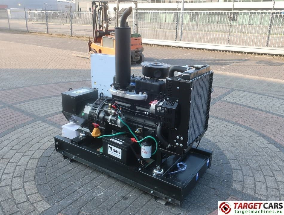 Bauer GF-24KW Diesel 30KVA Generator 400/230V Unused - Generator: slika 3 Bauer GF-24KW Diesel 30KVA Generator 400/230V Unused - Generator: slika 3