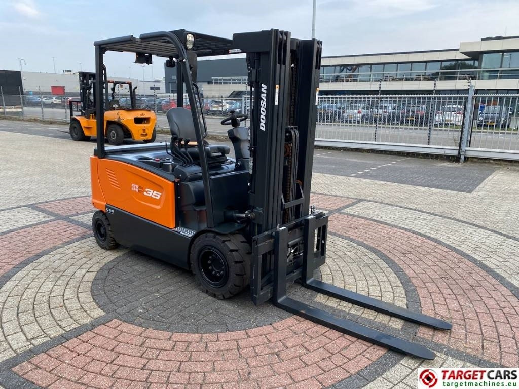Doosan B35X-7 Electric Forklift 3.5T Triplex-438cm Unused - Električni viličar: slika 2 Doosan B35X-7 Electric Forklift 3.5T Triplex-438cm Unused - Električni viličar: slika 2