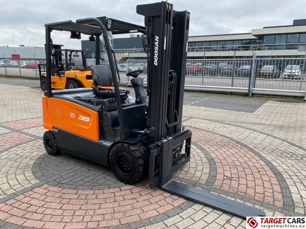 Doosan B35X-7 Plus Electric Forklift 3.5T Triplex-482cm - Električni viličar: slika 3 Doosan B35X-7 Plus Electric Forklift 3.5T Triplex-482cm - Električni viličar: slika 3