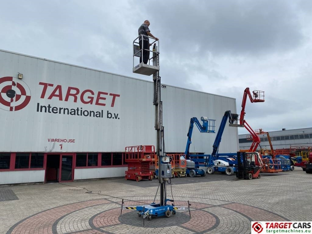 Genie AWP-25S Electric AC Vertical Mast Work Lift 950cm - Vertikalni dvižni teleskop: slika 5 Genie AWP-25S Electric AC Vertical Mast Work Lift 950cm - Vertikalni dvižni teleskop: slika 5