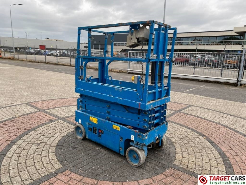 Genie GS-1932 Electric Scissor Work Lift 779cm - Škarjasta dvižna ploščad: slika 2 Genie GS-1932 Electric Scissor Work Lift 779cm - Škarjasta dvižna ploščad: slika 2