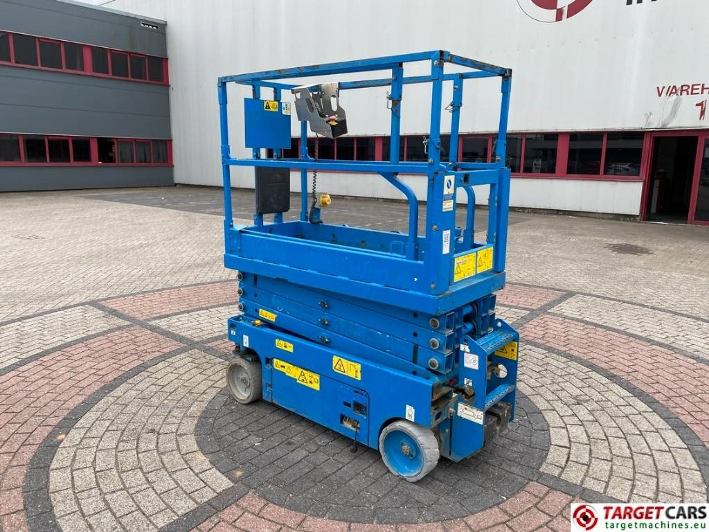 Genie GS-1932 Electric Scissor Work Lift 779cm - Škarjasta dvižna ploščad: slika 4 Genie GS-1932 Electric Scissor Work Lift 779cm - Škarjasta dvižna ploščad: slika 4