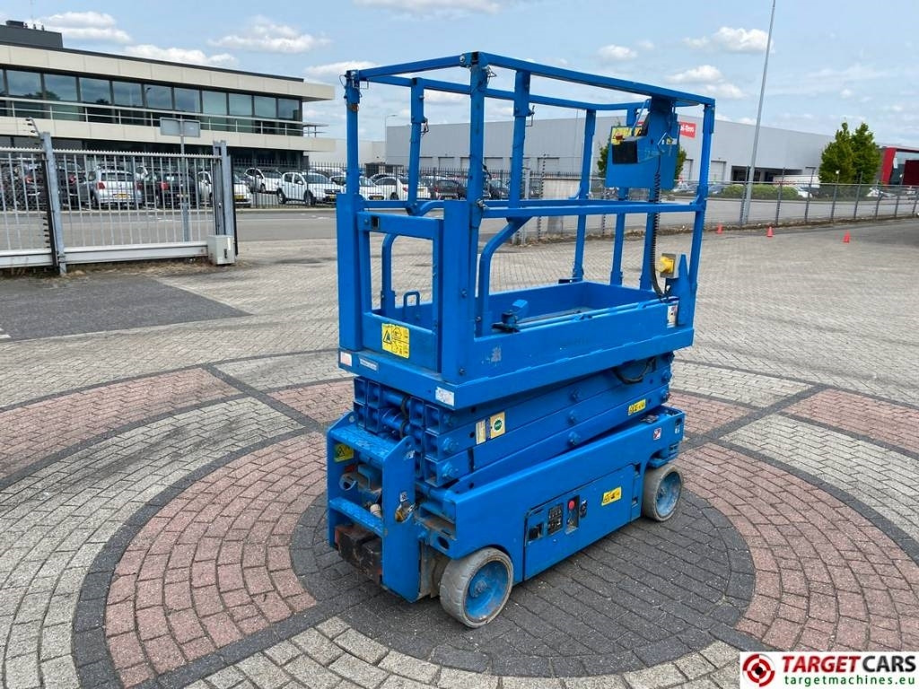 Genie GS-1932 Electric Scissor Work Lift 779cm - Škarjasta dvižna ploščad: slika 3 Genie GS-1932 Electric Scissor Work Lift 779cm - Škarjasta dvižna ploščad: slika 3