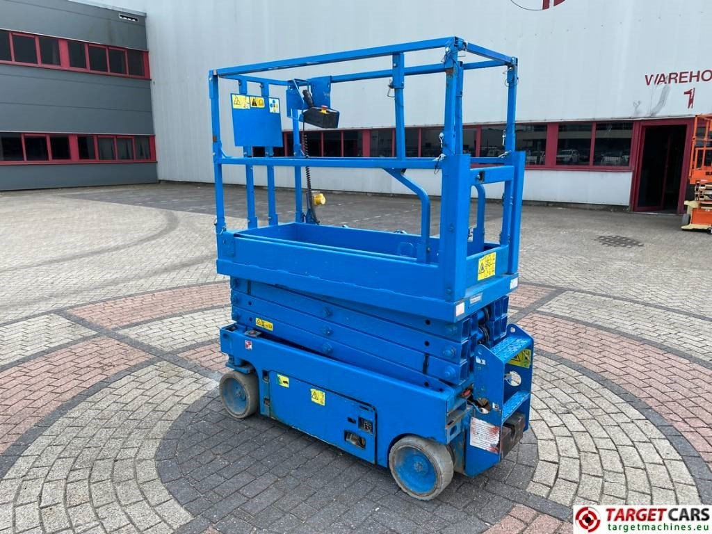 Genie GS-1932 Electric Scissor Work Lift 779cm - Škarjasta dvižna ploščad: slika 4 Genie GS-1932 Electric Scissor Work Lift 779cm - Škarjasta dvižna ploščad: slika 4
