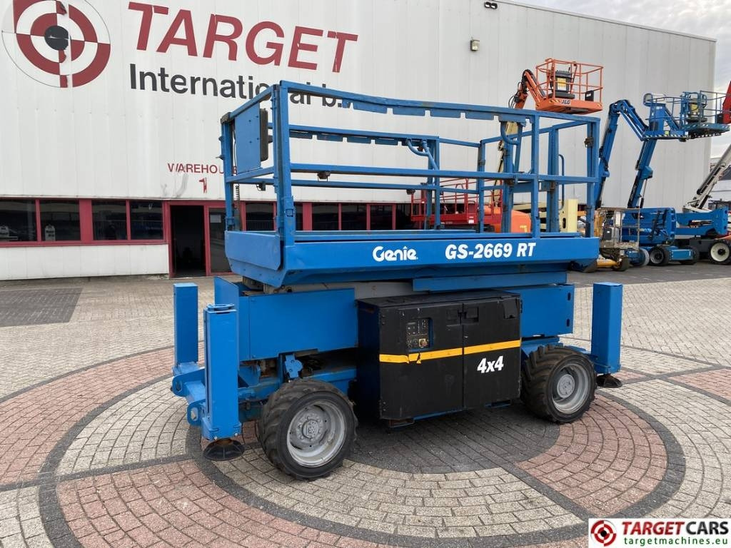 Genie GS-2669RT Diesel 4x4 Scissor Work Lift 1000cm - Škarjasta dvižna ploščad: slika 1 Genie GS-2669RT Diesel 4x4 Scissor Work Lift 1000cm - Škarjasta dvižna ploščad: slika 1
