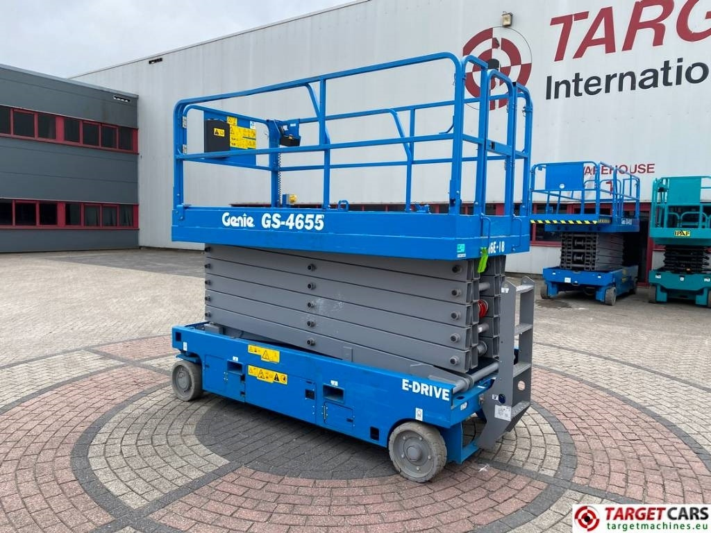Genie GS-4655 Electric E-Drive Scissor Work Lift 1595cm - Škarjasta dvižna ploščad: slika 4 Genie GS-4655 Electric E-Drive Scissor Work Lift 1595cm - Škarjasta dvižna ploščad: slika 4