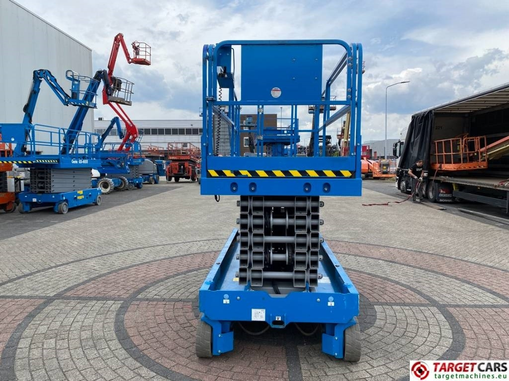 Genie GS-4655 Electric E-Drive Scissor Work Lift 1595cm  lizing Genie GS-4655 Electric E-Drive Scissor Work Lift 1595cm: slika 45