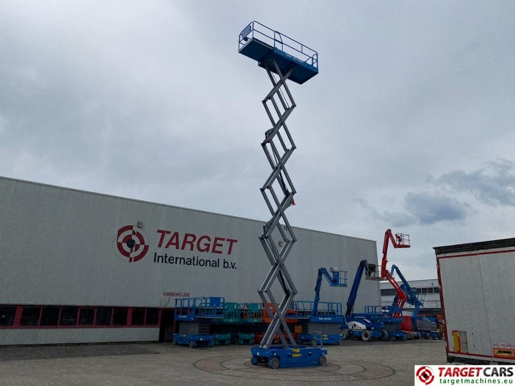 Genie GS-4655 Electric E-Drive Scissor Work Lift 1595cm  lizing Genie GS-4655 Electric E-Drive Scissor Work Lift 1595cm: slika 6