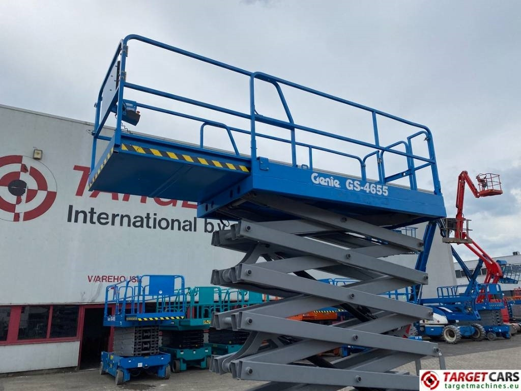 Genie GS-4655 Electric E-Drive Scissor Work Lift 1595cm  lizing Genie GS-4655 Electric E-Drive Scissor Work Lift 1595cm: slika 35
