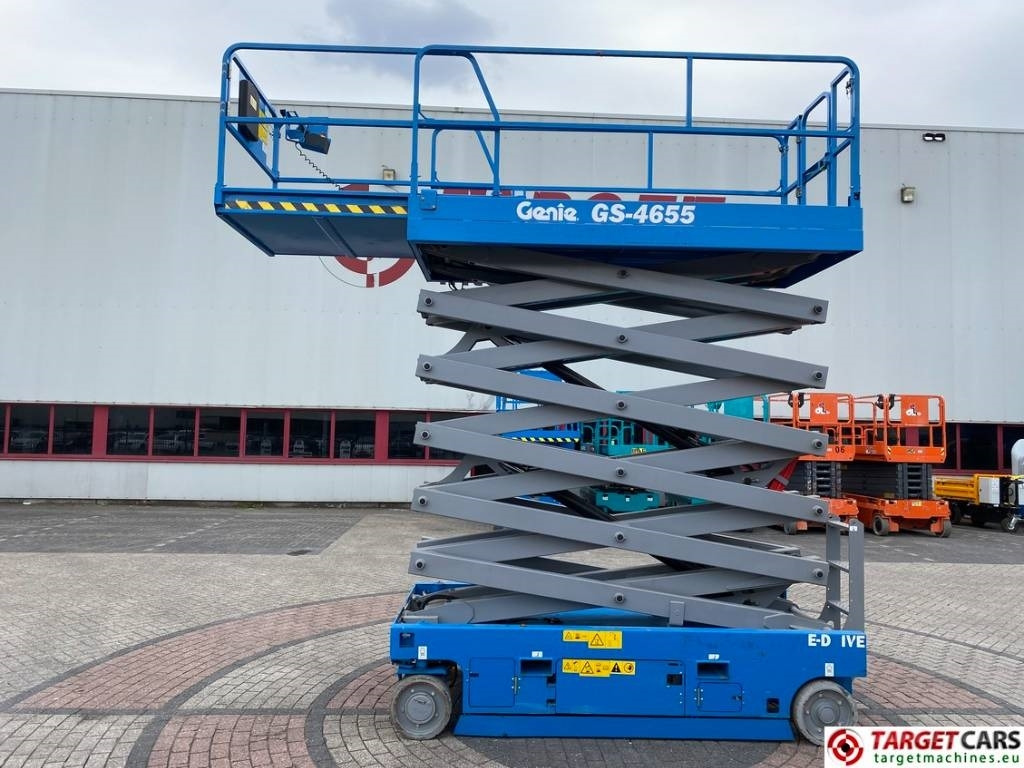 Genie GS-4655 Electric GS4655 Scissor Work Lift 1595cm - Škarjasta dvižna ploščad: slika 5 Genie GS-4655 Electric GS4655 Scissor Work Lift 1595cm - Škarjasta dvižna ploščad: slika 5