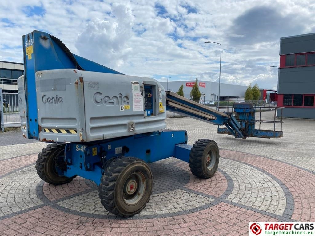 Genie S-45 Telescopic 4x4 Diesel Boom Work Lift 1572cm - Teleskopska dvižna ploščad: slika 3 Genie S-45 Telescopic 4x4 Diesel Boom Work Lift 1572cm - Teleskopska dvižna ploščad: slika 3