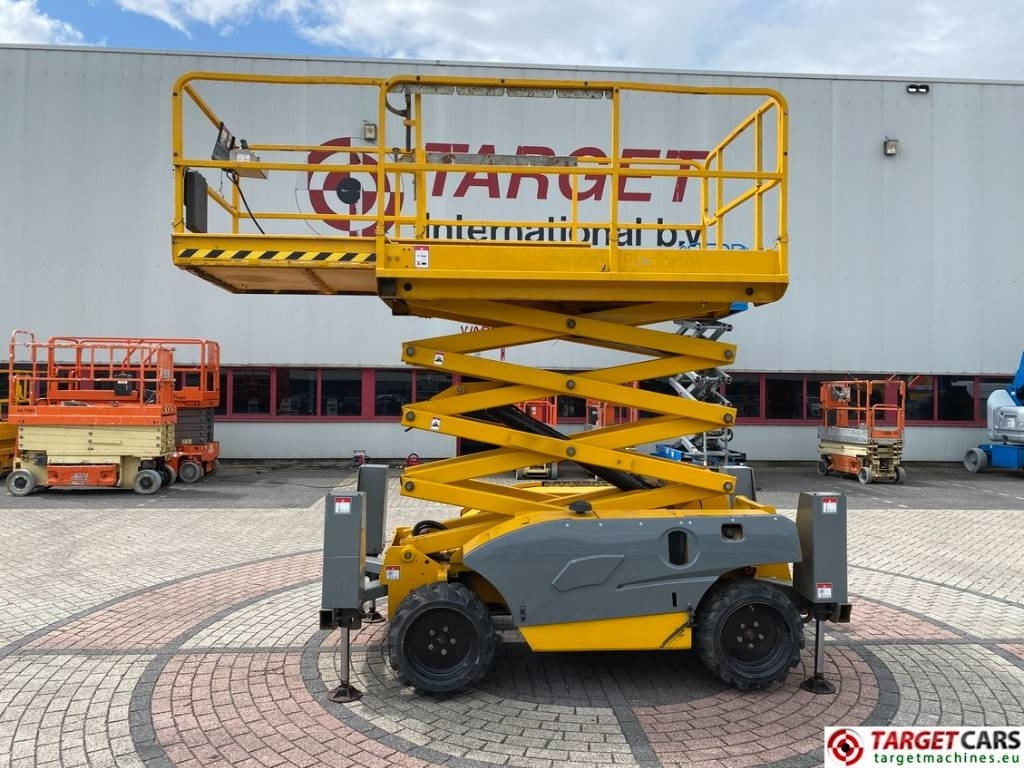 Haulotte Compact 10DX Diesel 4x4 Scissor Work Lift 1015cm - Škarjasta dvižna ploščad: slika 5 Haulotte Compact 10DX Diesel 4x4 Scissor Work Lift 1015cm - Škarjasta dvižna ploščad: slika 5