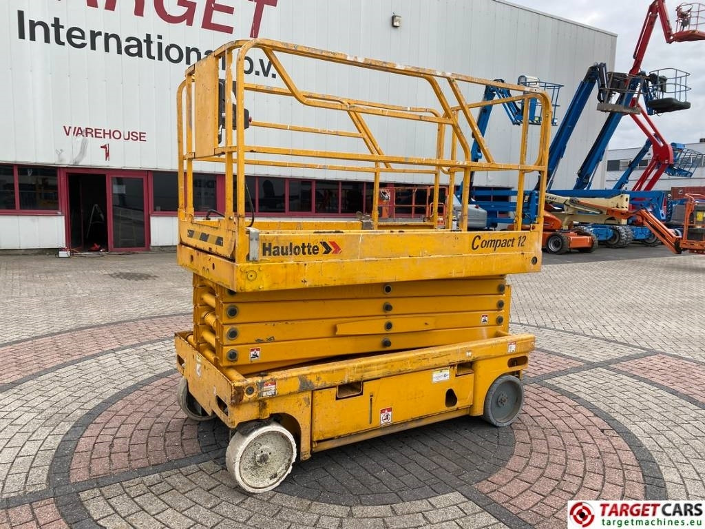 Haulotte Compact 12 Electric Scissor Work Lift 1200cm - Škarjasta dvižna ploščad: slika 1 Haulotte Compact 12 Electric Scissor Work Lift 1200cm - Škarjasta dvižna ploščad: slika 1