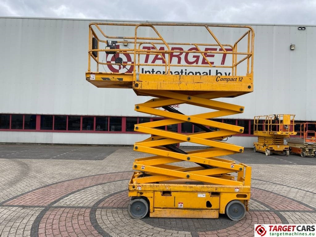 Haulotte Compact 12 Electric Scissor Work Lift 1200cm - Škarjasta dvižna ploščad: slika 5 Haulotte Compact 12 Electric Scissor Work Lift 1200cm - Škarjasta dvižna ploščad: slika 5