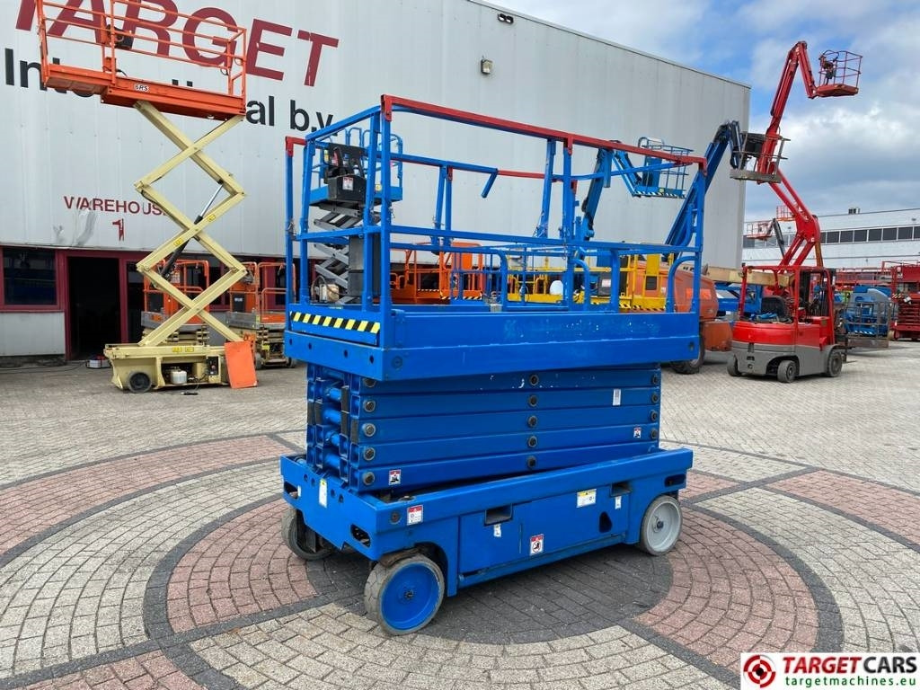 Haulotte Compact 14 Electric Scissor Work Lift 1385cm - Škarjasta dvižna ploščad: slika 1 Haulotte Compact 14 Electric Scissor Work Lift 1385cm - Škarjasta dvižna ploščad: slika 1