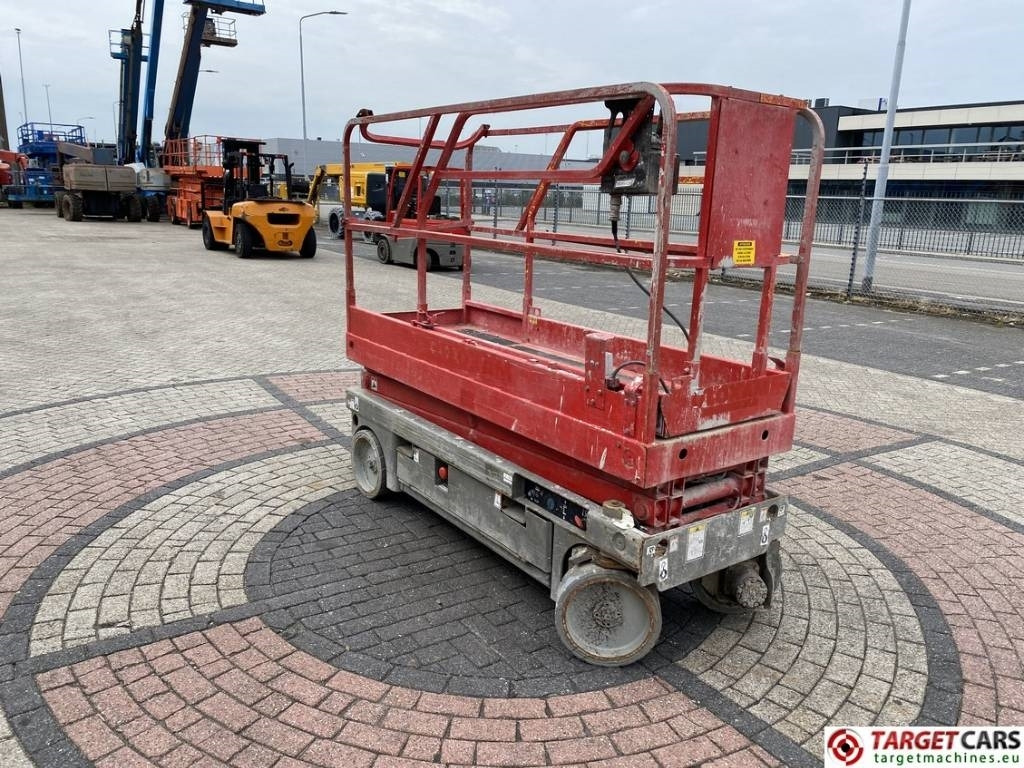 Haulotte Compact 8 Electric Scissor Work Lift 818cm DEFECT - Škarjasta dvižna ploščad: slika 2 Haulotte Compact 8 Electric Scissor Work Lift 818cm DEFECT - Škarjasta dvižna ploščad: slika 2