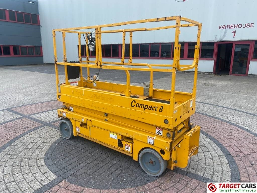 Haulotte Compact 8 Electric Scissor Work Lift 818cm - Škarjasta dvižna ploščad: slika 4 Haulotte Compact 8 Electric Scissor Work Lift 818cm - Škarjasta dvižna ploščad: slika 4