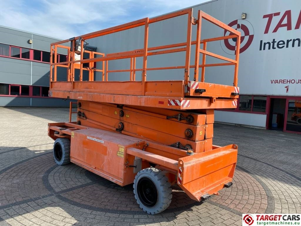 Holland Lift Q-135EL18 MonoStar Electric Scissor WorkLift 15.5M - Škarjasta dvižna ploščad: slika 4 Holland Lift Q-135EL18 MonoStar Electric Scissor WorkLift 15.5M - Škarjasta dvižna ploščad: slika 4