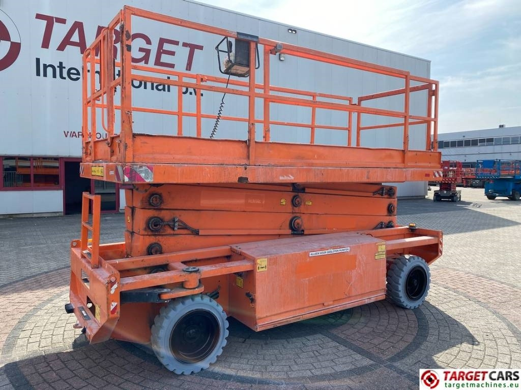 Holland Lift Q-135EL18 MonoStar Electric Scissor WorkLift 15.5M - Škarjasta dvižna ploščad: slika 1 Holland Lift Q-135EL18 MonoStar Electric Scissor WorkLift 15.5M - Škarjasta dvižna ploščad: slika 1