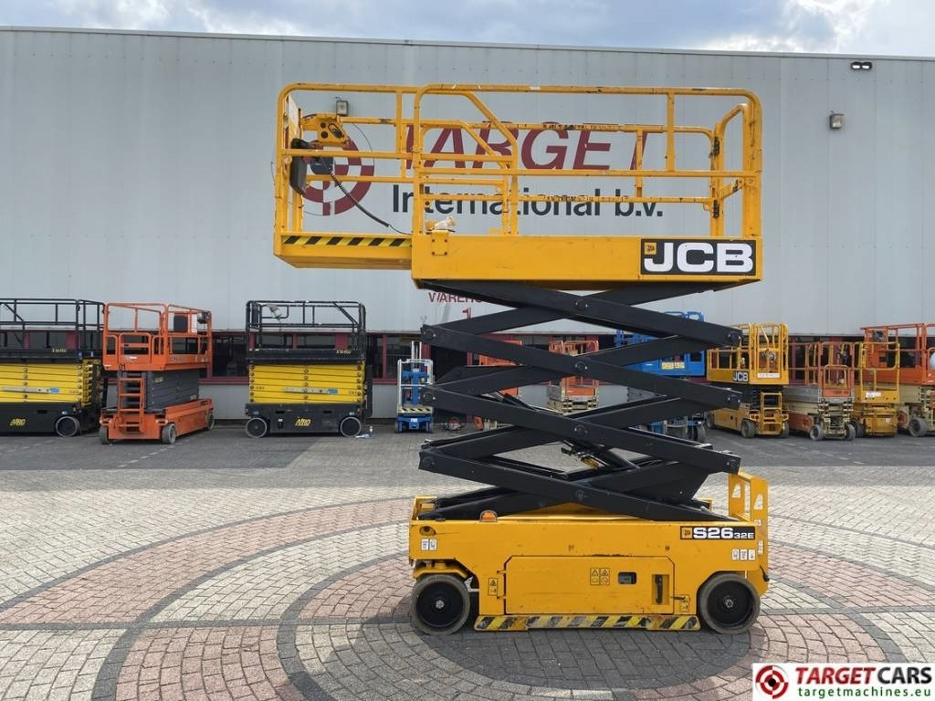 JCB S2632E Electric Scissor Work Lift 1010cm - Škarjasta dvižna ploščad: slika 5 JCB S2632E Electric Scissor Work Lift 1010cm - Škarjasta dvižna ploščad: slika 5