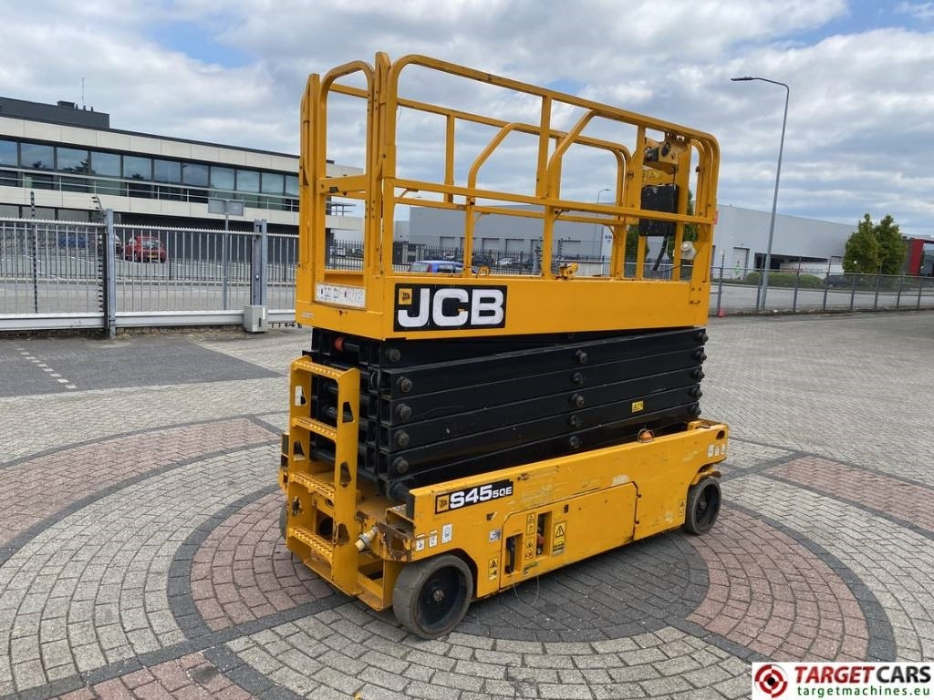 JCB S4550E Electric Scissor Work Lift 1580cm - Škarjasta dvižna ploščad: slika 3 JCB S4550E Electric Scissor Work Lift 1580cm - Škarjasta dvižna ploščad: slika 3