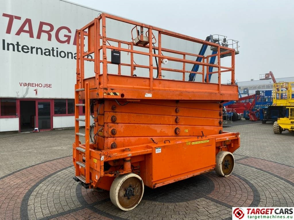 JLG 153-12 Liftlux Electric Scissor Work Lift 1730cm - Škarjasta dvižna ploščad: slika 1 JLG 153-12 Liftlux Electric Scissor Work Lift 1730cm - Škarjasta dvižna ploščad: slika 1