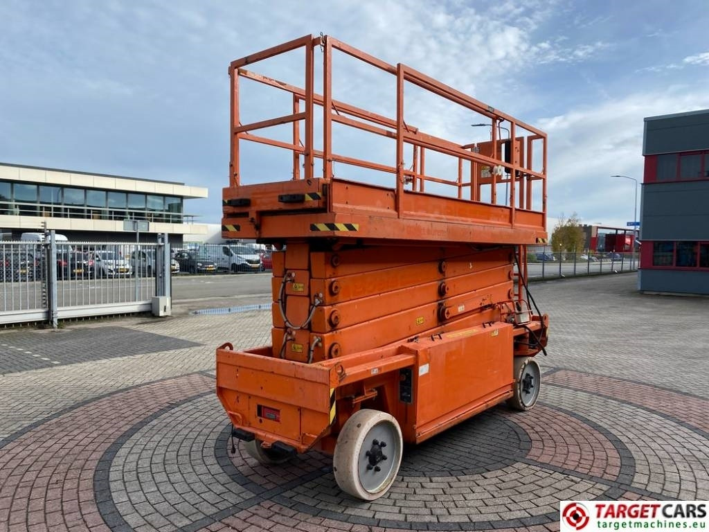 JLG 153-12 Liftlux Electric Scissor Work Lift 1730cm - Škarjasta dvižna ploščad: slika 3 JLG 153-12 Liftlux Electric Scissor Work Lift 1730cm - Škarjasta dvižna ploščad: slika 3