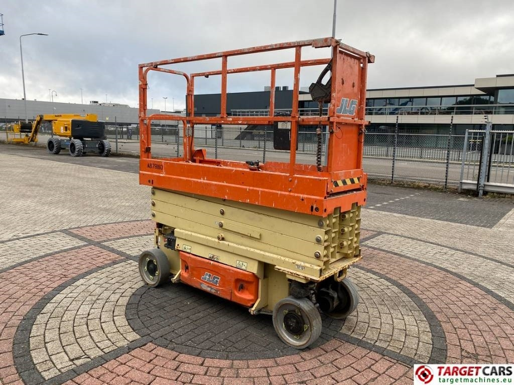 JLG 2632ES Electric Scissor Work Lift 977cm - Škarjasta dvižna ploščad: slika 2 JLG 2632ES Electric Scissor Work Lift 977cm - Škarjasta dvižna ploščad: slika 2