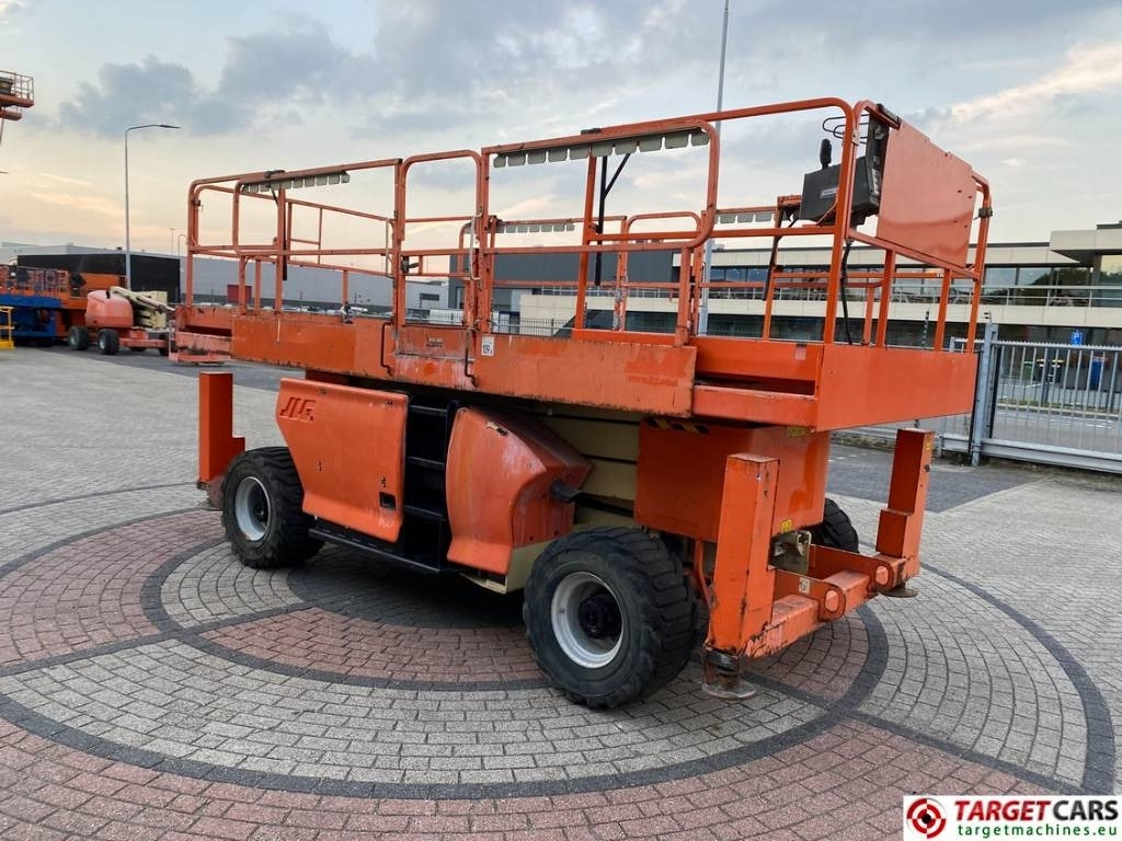 JLG 3394RT Diesel 4x4 Scissor Work Lift 1206cm - Škarjasta dvižna ploščad: slika 2 JLG 3394RT Diesel 4x4 Scissor Work Lift 1206cm - Škarjasta dvižna ploščad: slika 2