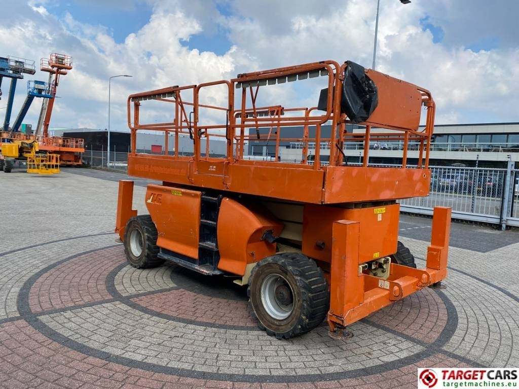 JLG 3394RT Diesel 4x4 Scissor Work Lift 1206cm - Škarjasta dvižna ploščad: slika 2 JLG 3394RT Diesel 4x4 Scissor Work Lift 1206cm - Škarjasta dvižna ploščad: slika 2