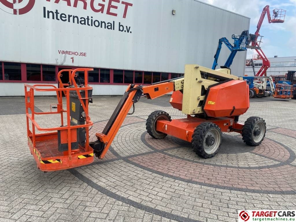 JLG 340AJ Articulated 4x4 Diesel Boom Work Lift 1233cm - Zglobna dvižna ploščad: slika 1 JLG 340AJ Articulated 4x4 Diesel Boom Work Lift 1233cm - Zglobna dvižna ploščad: slika 1