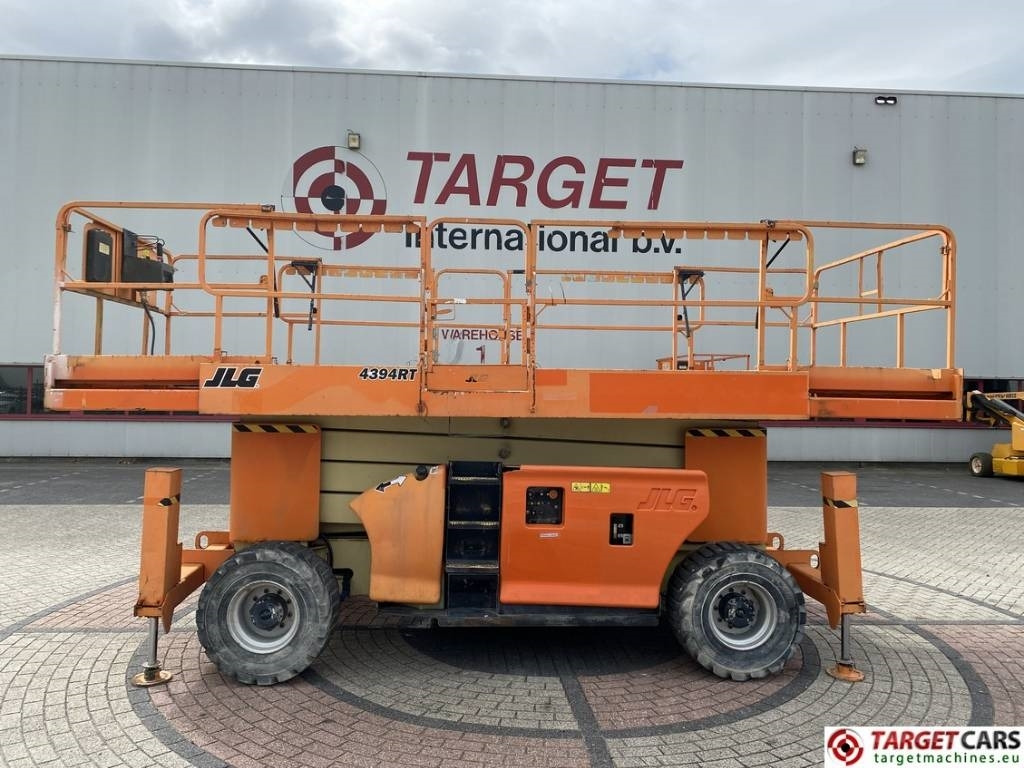 Škarjasta dvižna ploščad JLG 4394RT Diesel 4x4 Scissor Work Lift 1511cm: slika 27