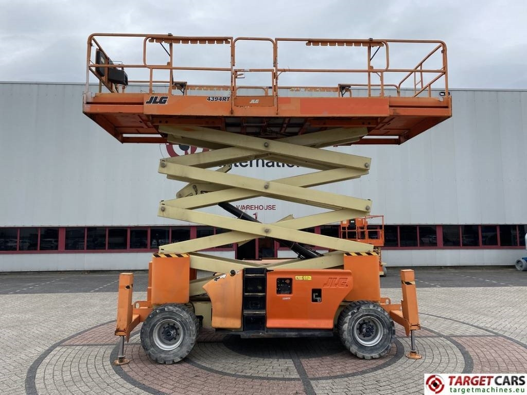 Škarjasta dvižna ploščad JLG 4394RT Diesel 4x4 Scissor Work Lift 1511cm: slika 5