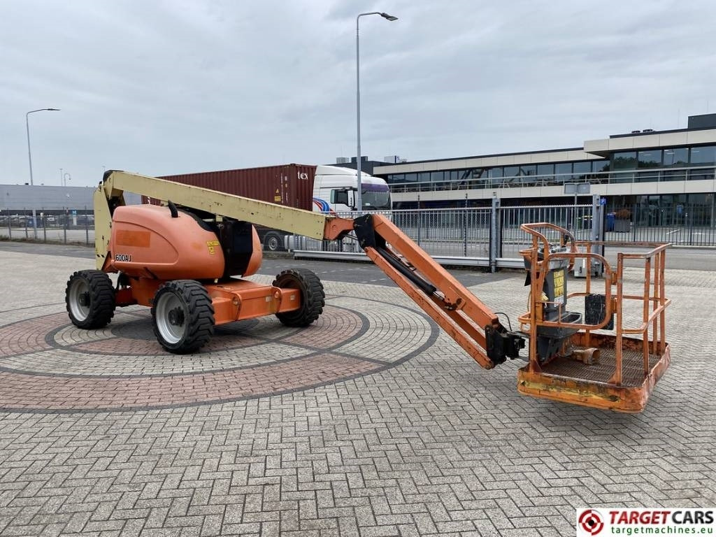 JLG 600AJ Articulated 4x4 Diesel Boom Work Lift 2047cm - Zglobna dvižna ploščad: slika 2 JLG 600AJ Articulated 4x4 Diesel Boom Work Lift 2047cm - Zglobna dvižna ploščad: slika 2