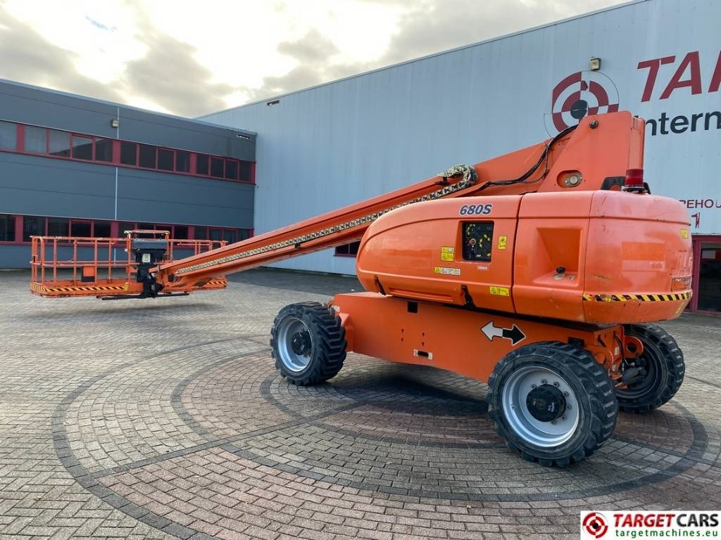 JLG 680S Telescopic 4x4 Diesel Boom Work Lift 2273cm - Teleskopska dvižna ploščad: slika 4 JLG 680S Telescopic 4x4 Diesel Boom Work Lift 2273cm - Teleskopska dvižna ploščad: slika 4