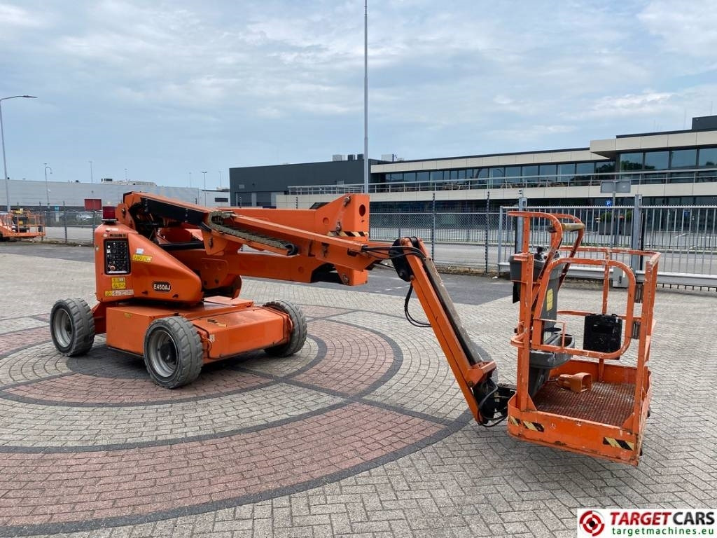 JLG E450AJ Electric Articulated Boom Work Lift 1572cm - Zglobna dvižna ploščad: slika 2 JLG E450AJ Electric Articulated Boom Work Lift 1572cm - Zglobna dvižna ploščad: slika 2