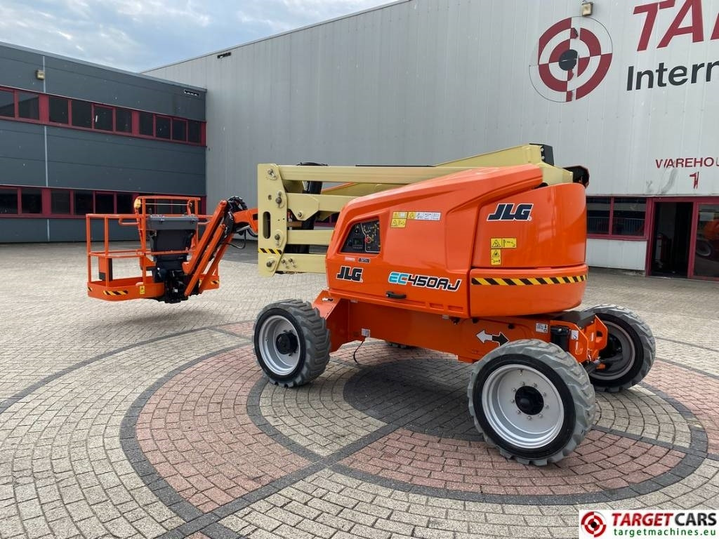 JLG EC450AJ Articulated El Lithium-Ion BoomLift 1572cm - Zglobna dvižna ploščad: slika 4 JLG EC450AJ Articulated El Lithium-Ion BoomLift 1572cm - Zglobna dvižna ploščad: slika 4