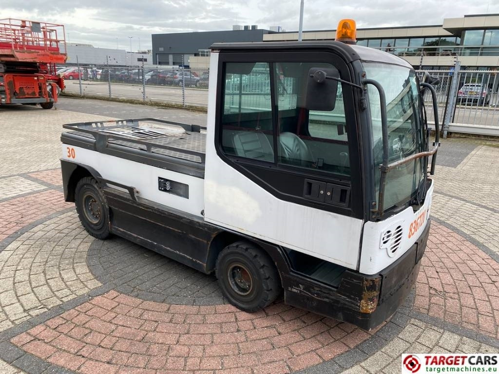 Linde P250 Tow Tug Truck Tractor Electric 80V Max 25T - Mestni traktor: slika 2 Linde P250 Tow Tug Truck Tractor Electric 80V Max 25T - Mestni traktor: slika 2