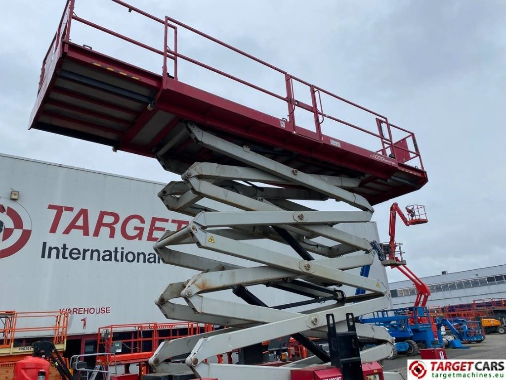 Škarjasta dvižna ploščad MEC 6092RT Diesel 4x4 Scissor Work LIft 2020cm: slika 20