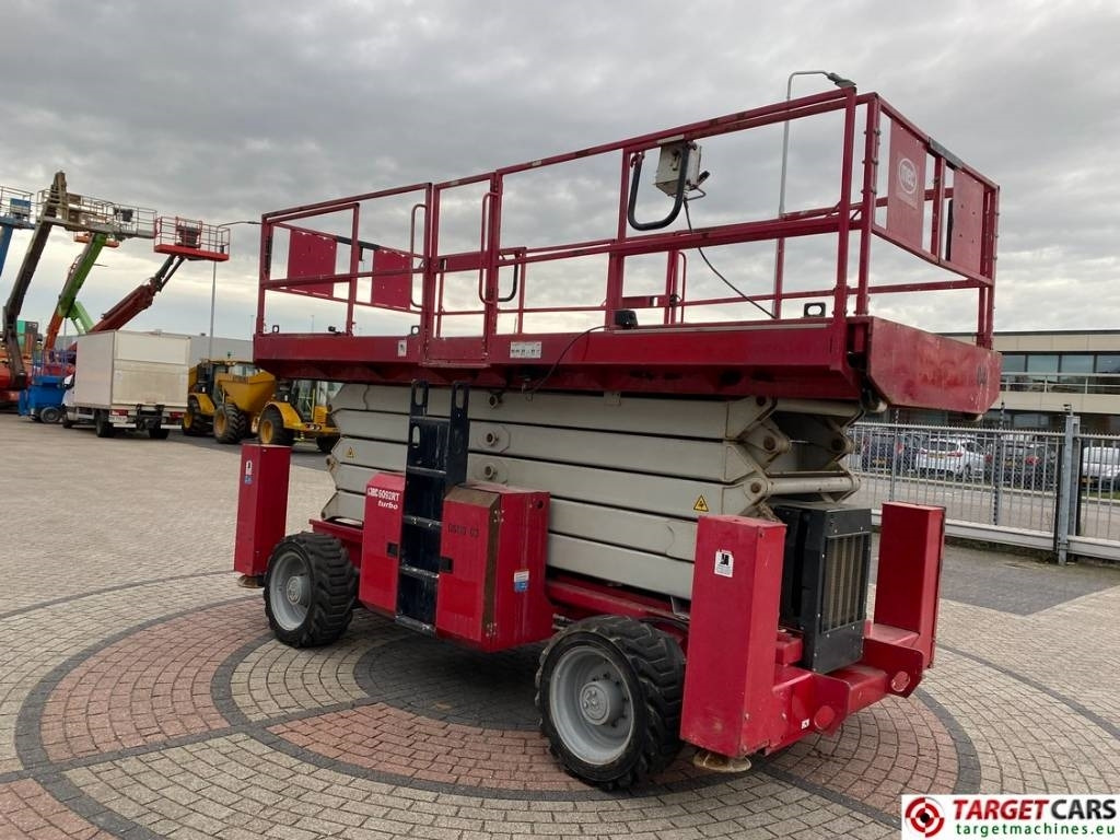 MEC 6092RT Diesel 4x4 Scissor Work Lift 2020cm - Škarjasta dvižna ploščad: slika 2 MEC 6092RT Diesel 4x4 Scissor Work Lift 2020cm - Škarjasta dvižna ploščad: slika 2