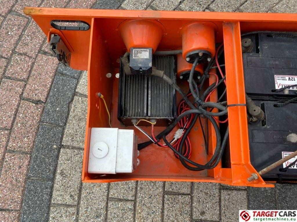 Škarjasta dvižna ploščad PB Lifttechnik S140-12EC Electric Scissor Work Lift 1380cm: slika 15