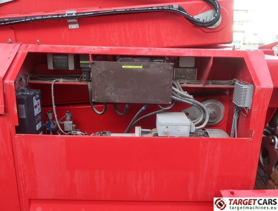 Škarjasta dvižna ploščad PB Lifttechnik S270-24E Electric 4x4 Scissor Work Lift 2725cm: slika 16