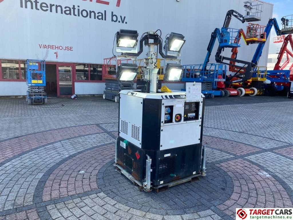 SMC SL80 Tower Light SL80K 4x 300W LED - Razsvetljevalni stolp: slika 1 SMC SL80 Tower Light SL80K 4x 300W LED - Razsvetljevalni stolp: slika 1